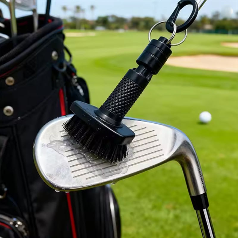 Golf Equipment To Improve Your Game - ゴルフクラブクリーニングブラシ、溝クリーナー、ミニゴルフクラブブラシ、マグネット式クイックリリースゴルフアクセサリー